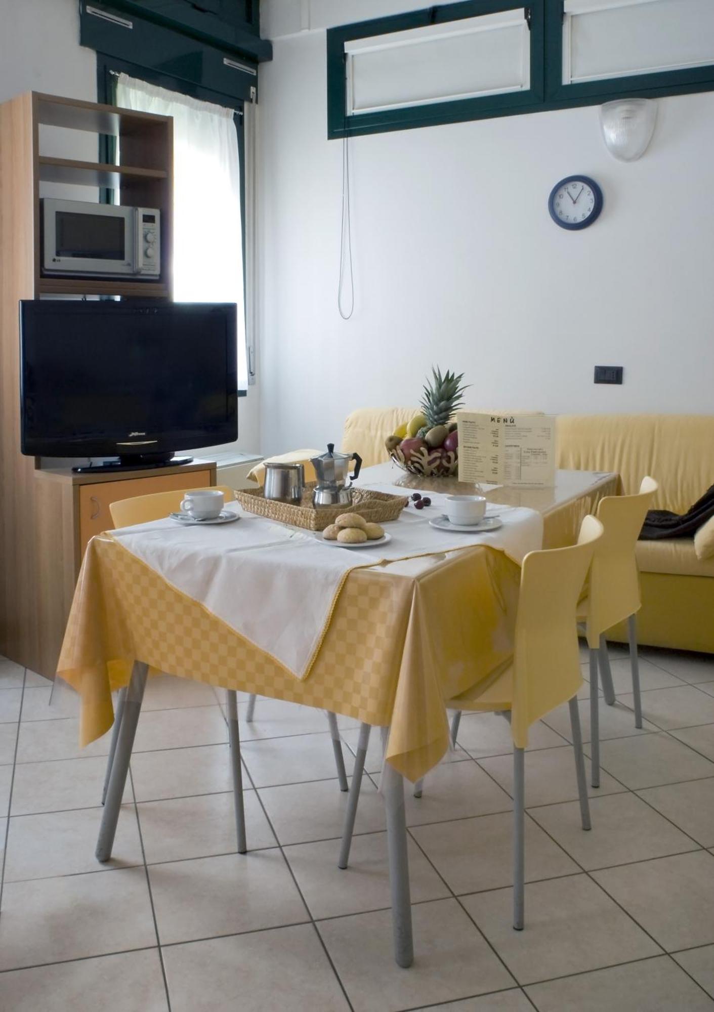Casa Temporanea Aparthotel Bologna Ngoại thất bức ảnh