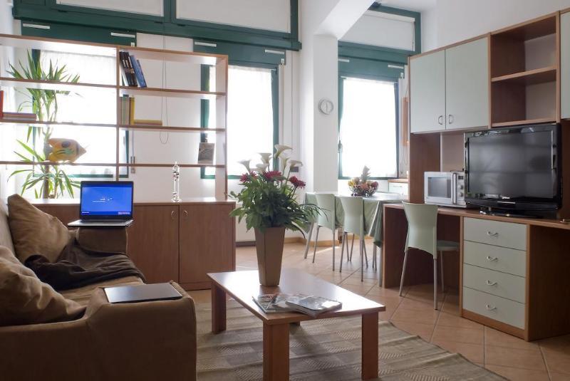 Casa Temporanea Aparthotel Bologna Ngoại thất bức ảnh